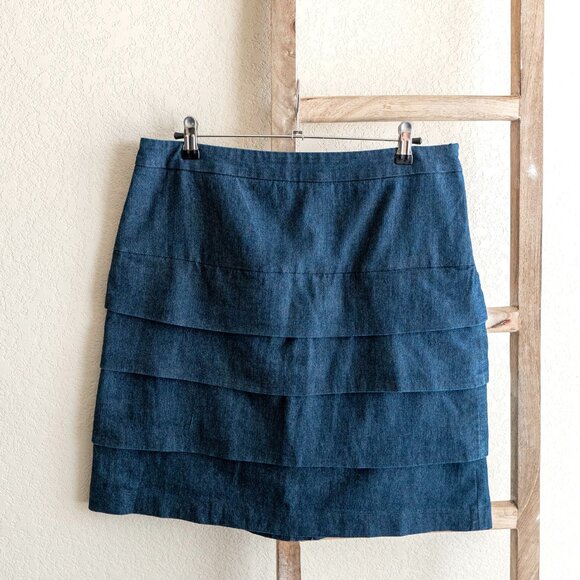 Larry Levine Skirt Sz 12 Blue Medium Wash Denim Tiered Mini Stretch Rustic Chic - Picture 1 of 4